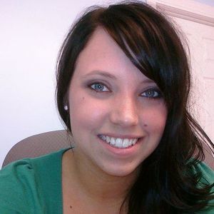 Meet your Posher, Alexia